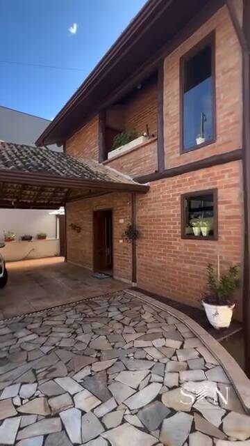 Sobrado, 3 quartos, 229 m² - Foto 4
