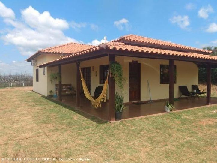 Sítio, 3 quartos, 1 m² - Foto 2