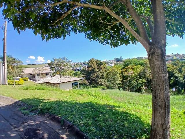Venda em Condomínio Residencial e Comercial Fazenda Santa Petronilla - Bragança Paulista